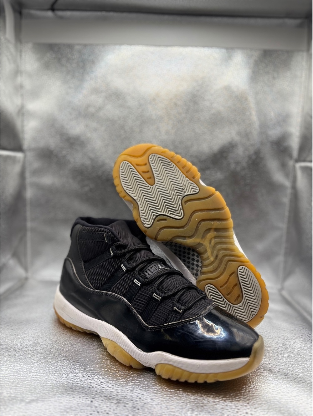 Air Jordan 11 retro jubilee